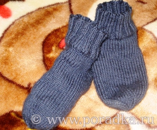 Вяжем носочки для малышей спицами